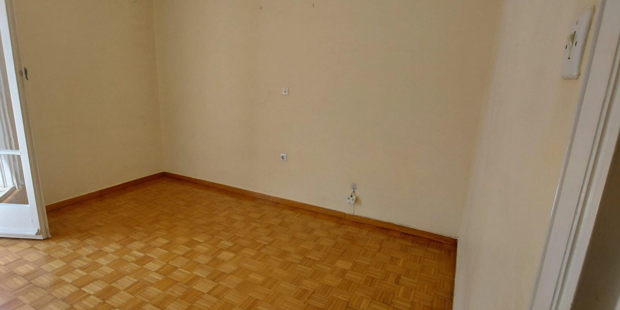 SECOND BEDROOM BEFORE